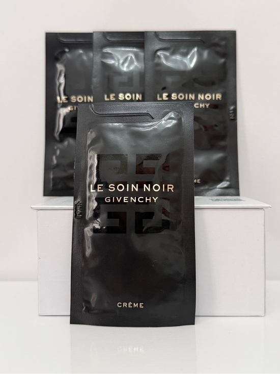 Givenchy Other - Givenchy Le Soin Noir Crème Sachets - Black with Gold Text